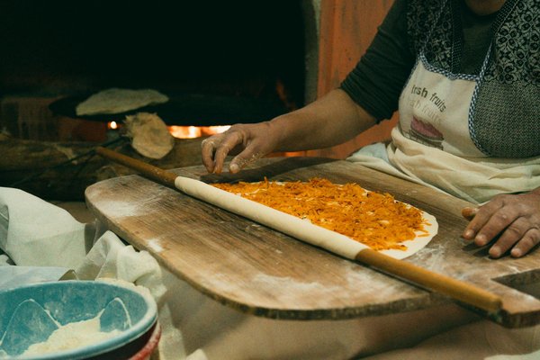 Quels sont les secrets pour une parfaite tarte salée aux poireaux et saumon fumé ?