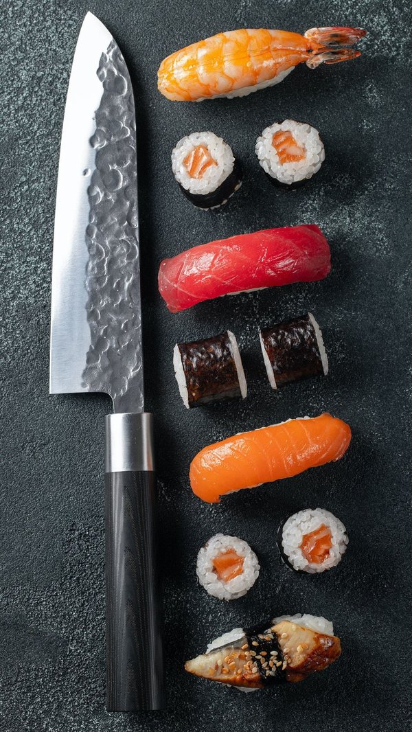 À la découverte du couteau Japonais Santoku : histoire et tradition
